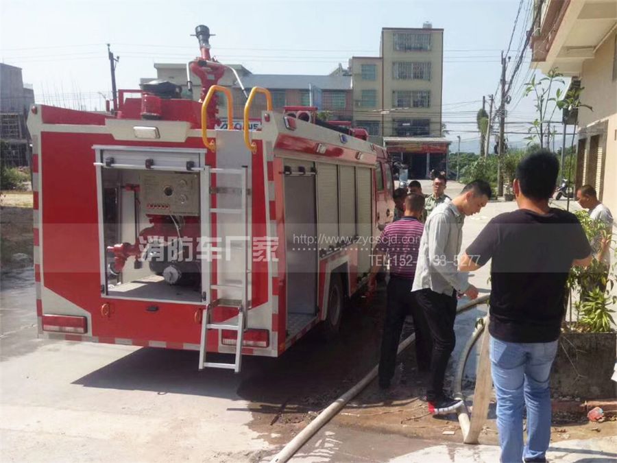 东风4吨水罐消防车 东风4吨水罐消防车